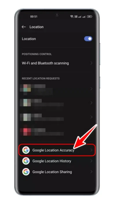 قم بالتمرير لأسفل وانقر على Google Location Accuracy